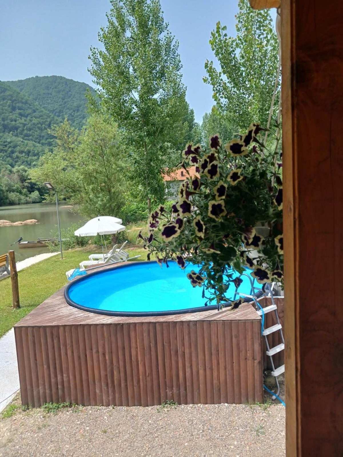 Vikendica Mihic Villa Zvornik Exterior foto